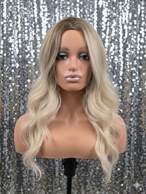 Blonde Wavy Ombre Synthetic Wig